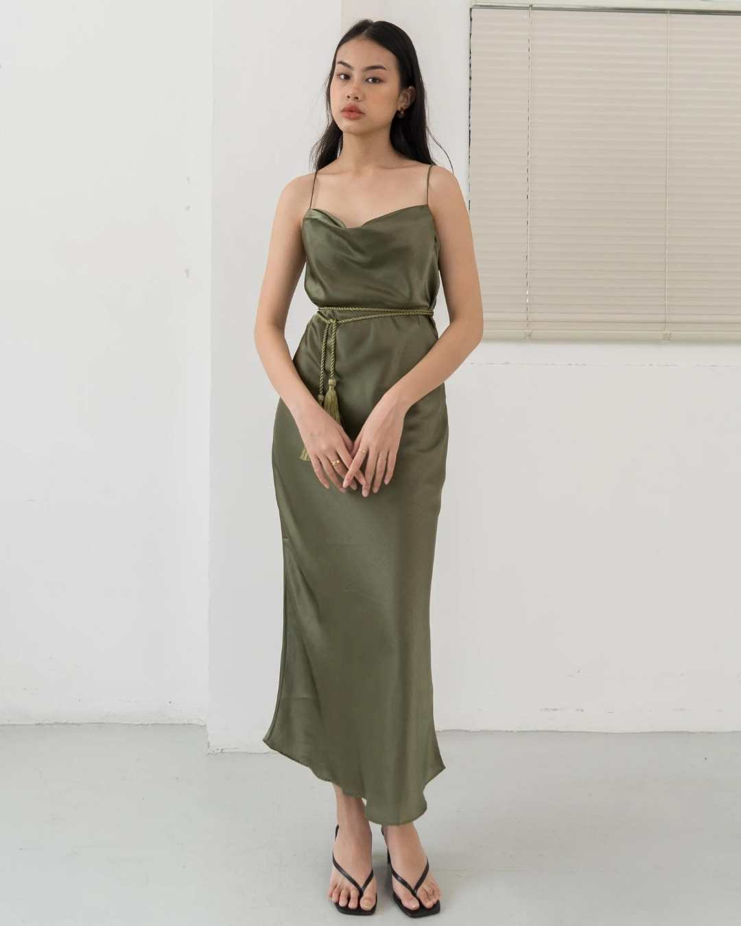 Scarlette dress in Olive