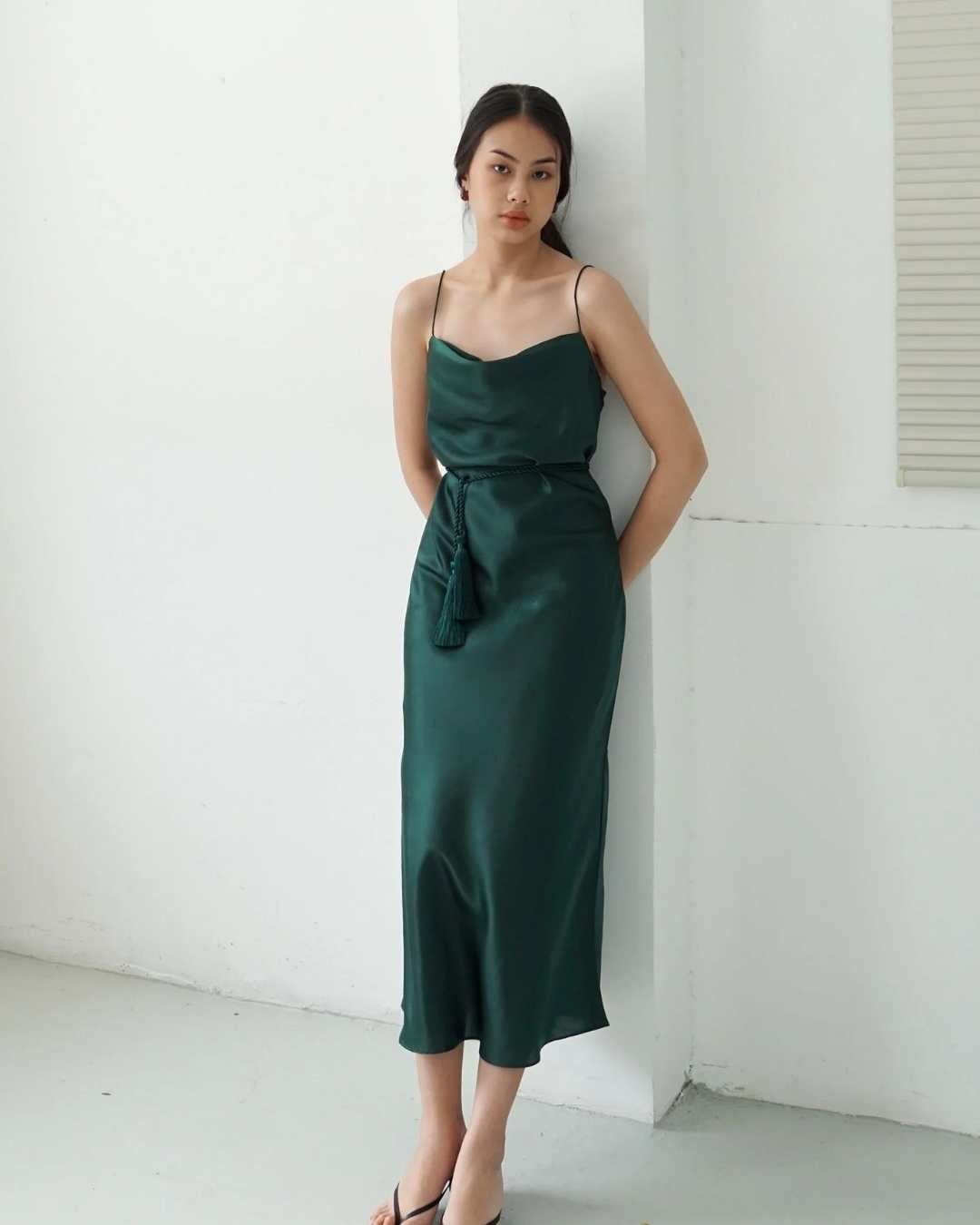 Scarlette dress in Emerald Green