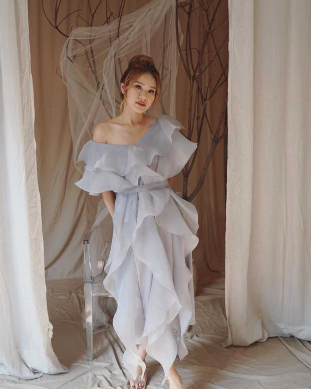 Brielle dress in Grey