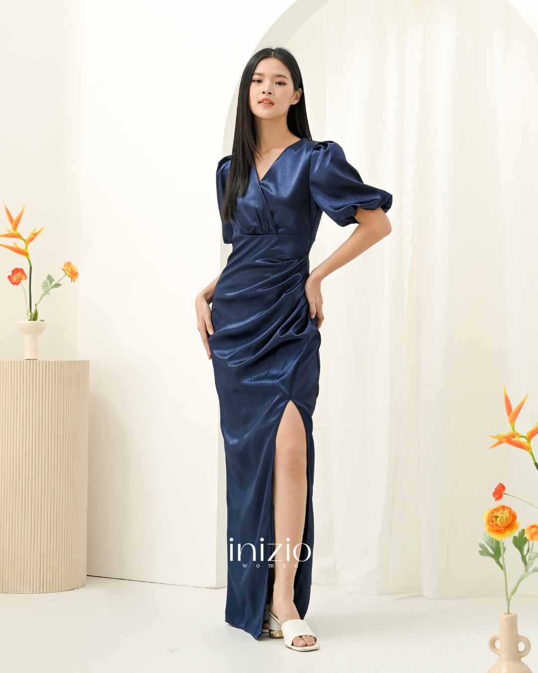 Ester dress in Navy