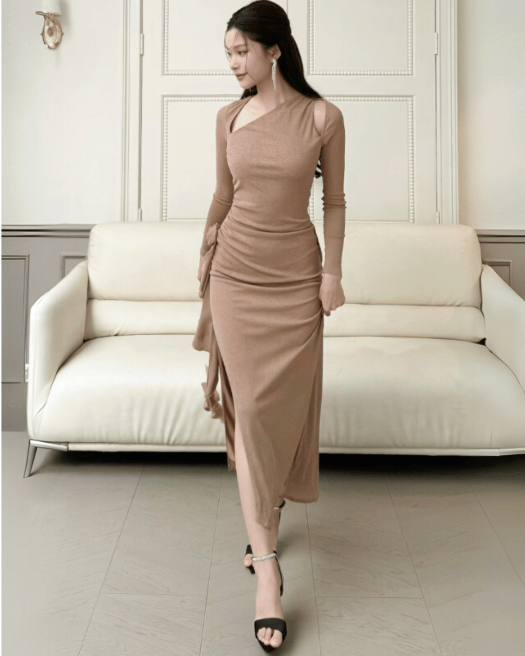 Kamaria dress in Brown