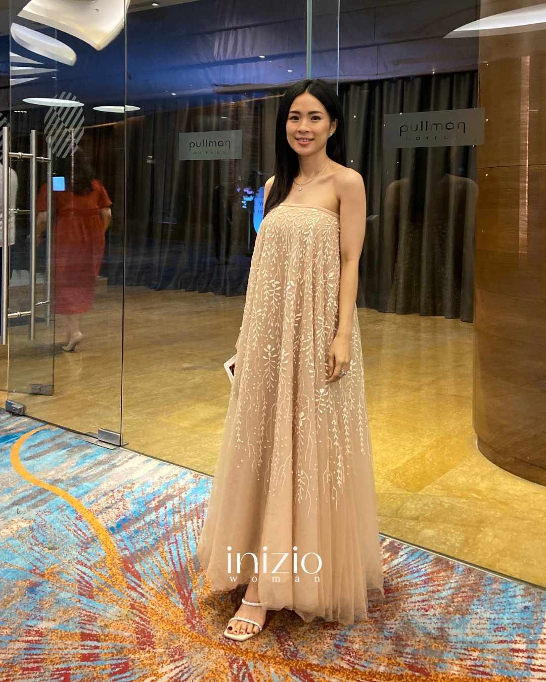 Stellar dress in Gold